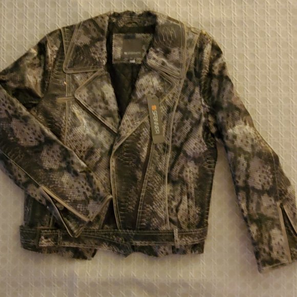 Awesome - New Condition Spanner Vinyl Jacket - Picture 1 of 9